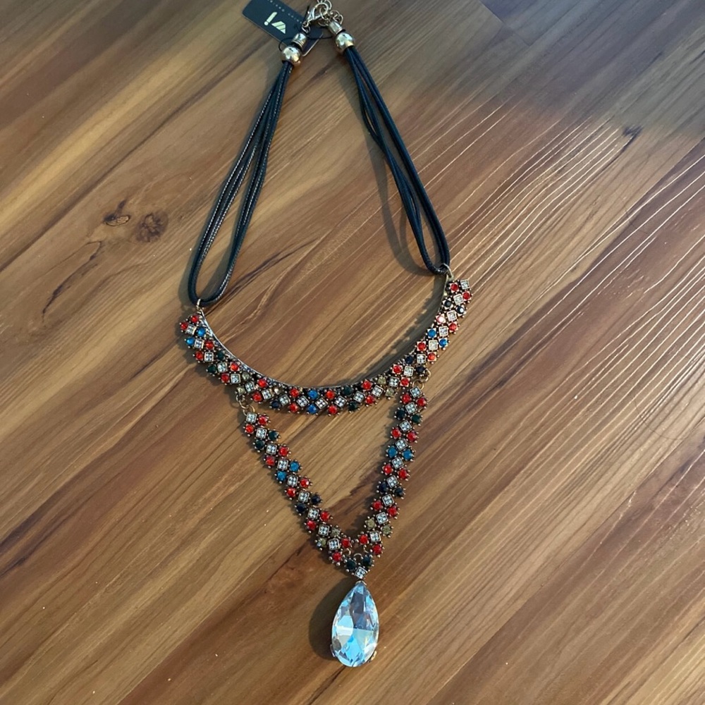 NWT necklace